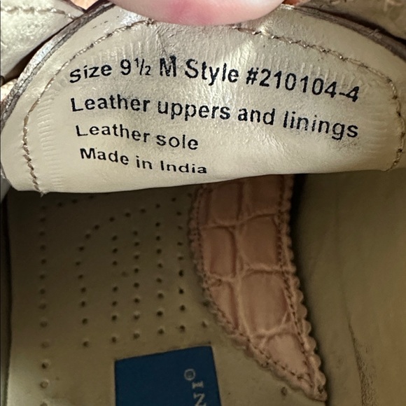 Giorgio Brutini Crocodile Textured Leather Shoes Pointed Toe Mens Size 9.5 Pink - Picture 12 of 13